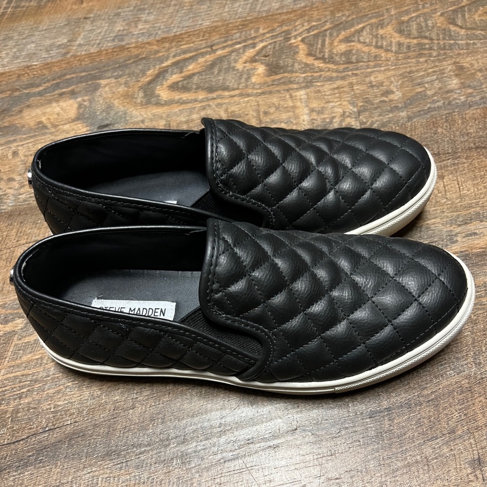 Steve Madden Slip On Quilted Shoes Black Gem